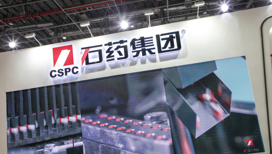 油价大降13.6%,新澳彩天天开奖资料,多元化方案执行策略_精简版V15.46